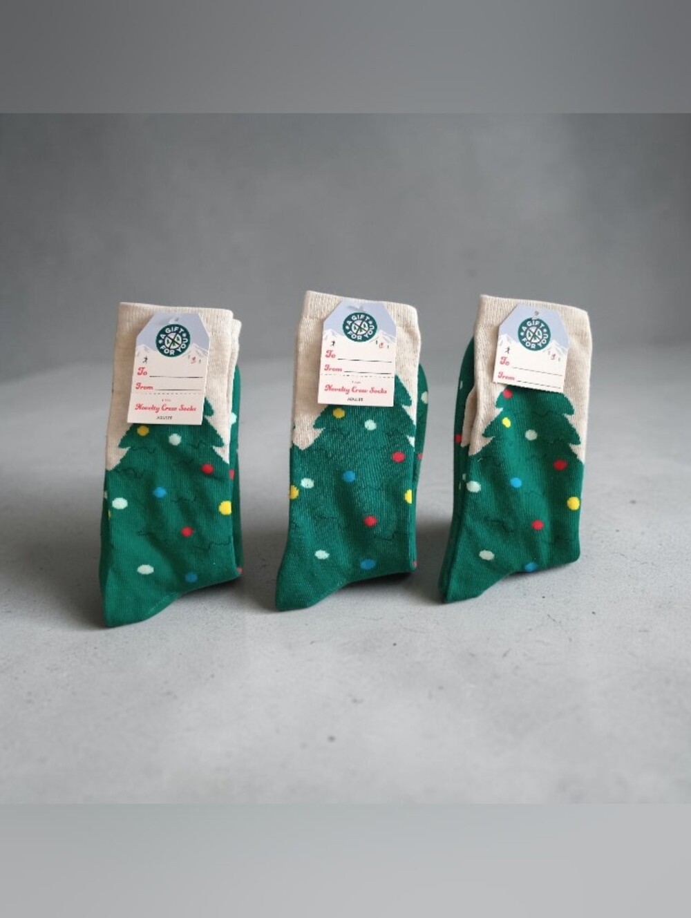 3 Green Holiday Crew Socks for Unisex- Festive Polka Dot Design NWT